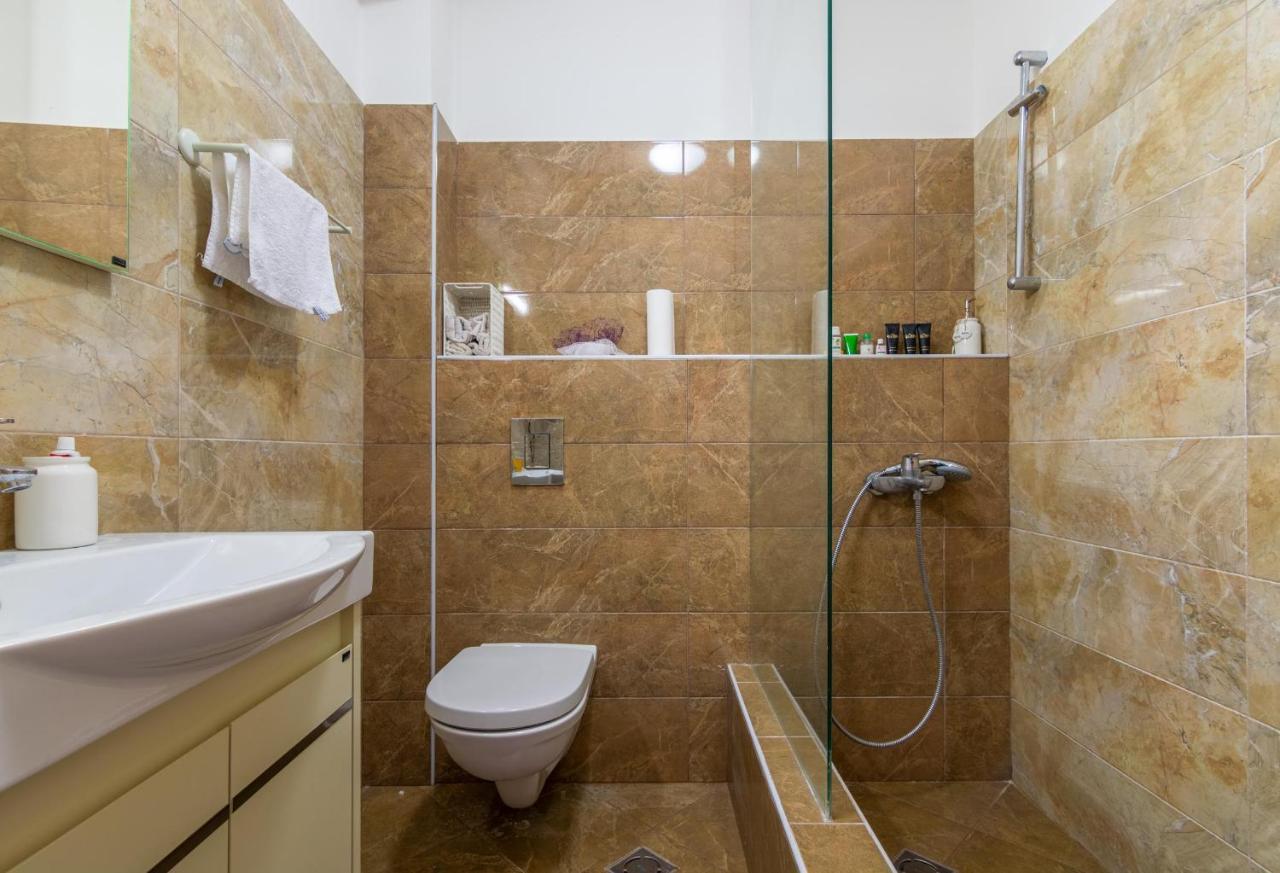 Apartment H704 Budva Buitenkant foto